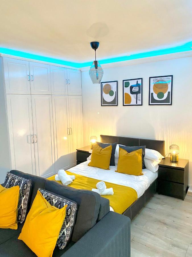 Apt - Balcony- Kensington-24 7 Security London Luaran gambar